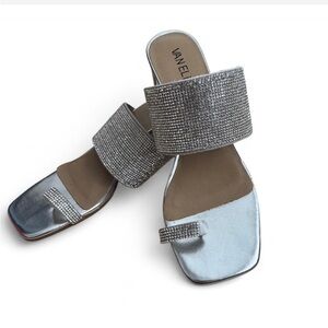 Vaneli Silver Rhinestone Block Heel Sandals – Size 9